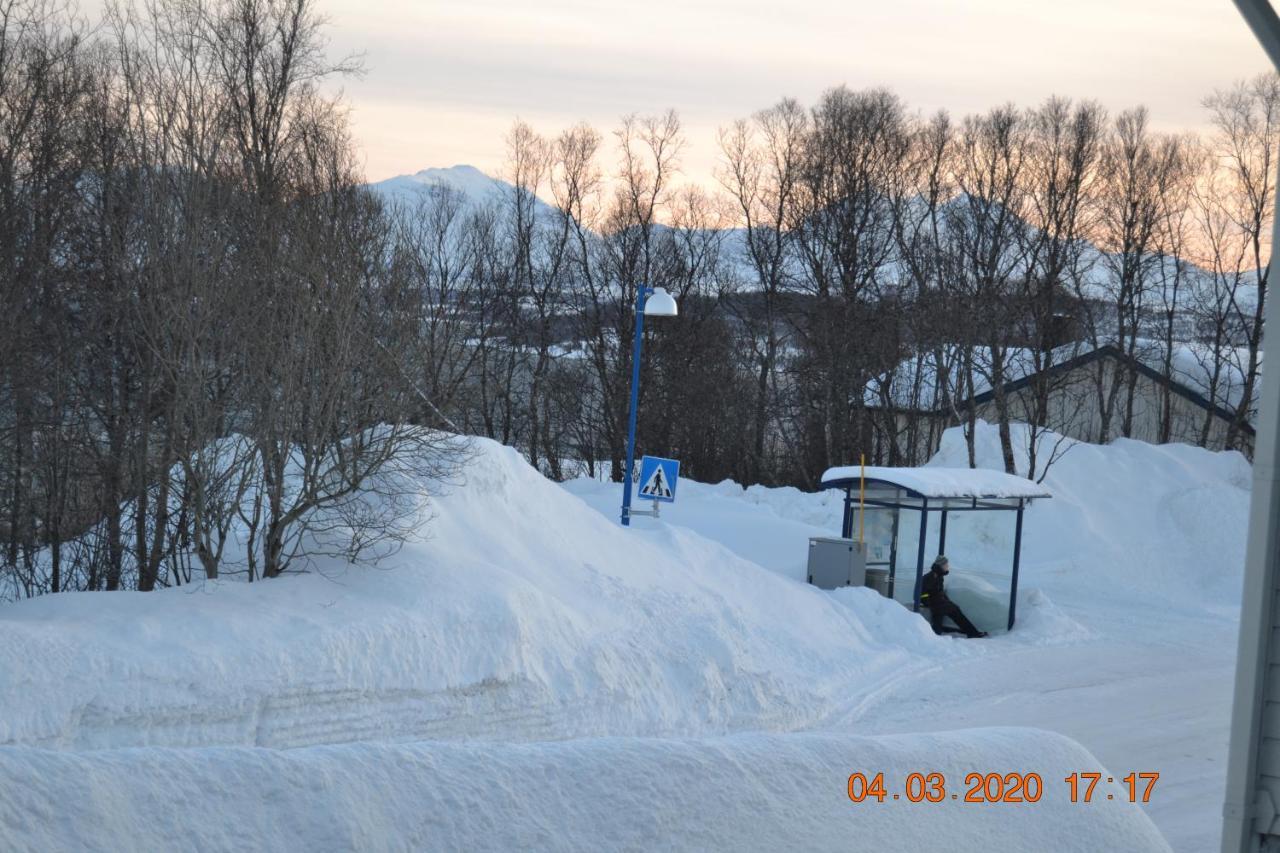 A nice&quiet place near to Trosmø city Apartamento Tromsø Exterior foto